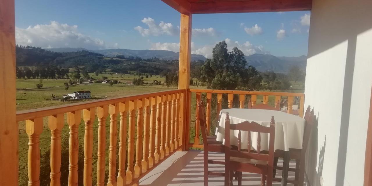 Hotel El Cangrejo Paipa Εξωτερικό φωτογραφία